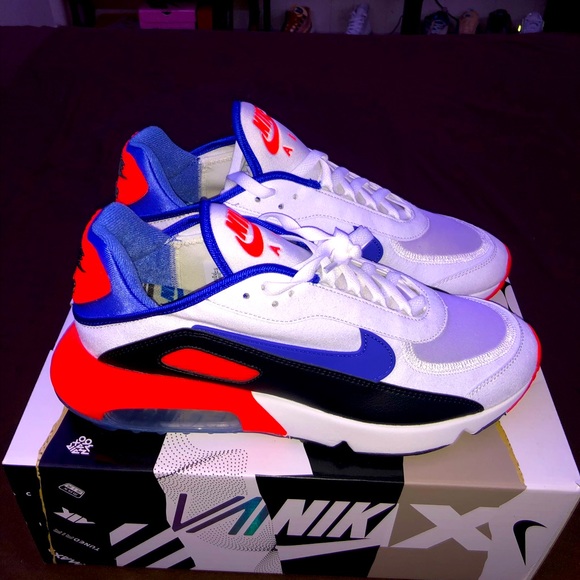 Nike Other - New NIKE AIR MAX 2090. Size 11